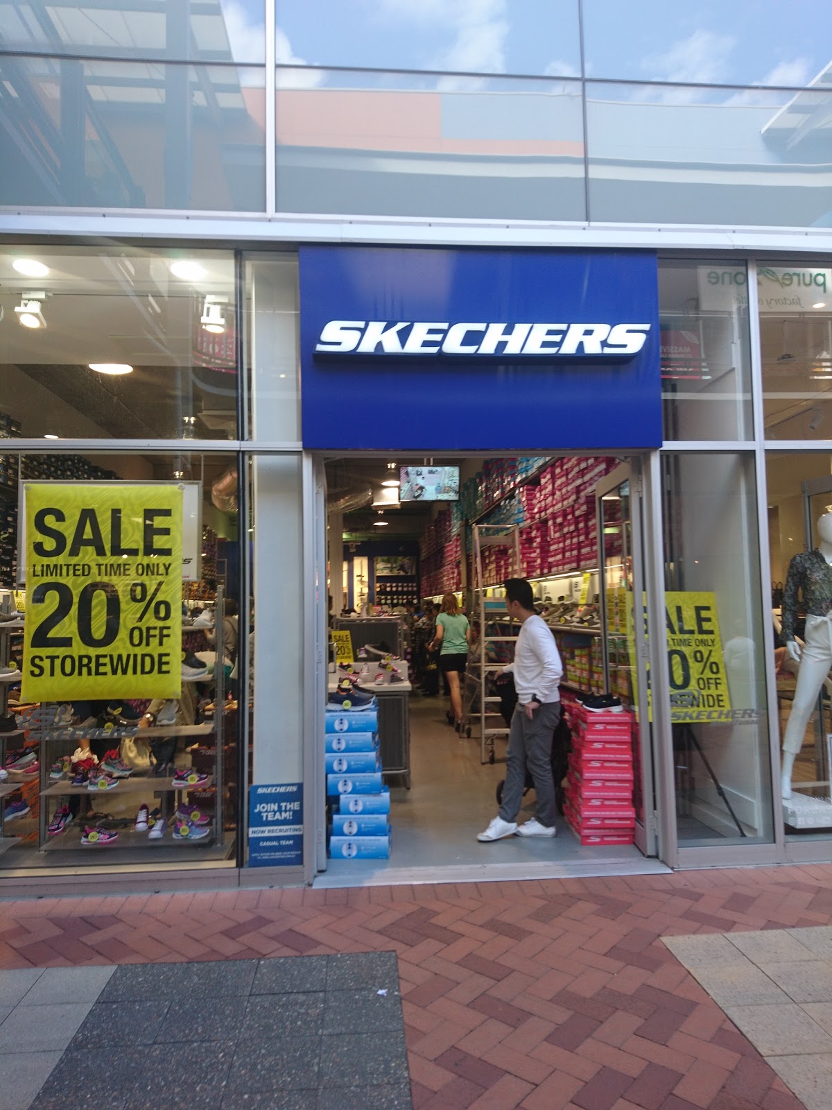 skechers shoes harbour town